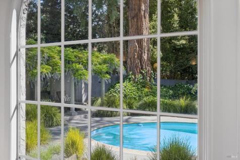 22 Clyde Avenue San Rafael CA 94901