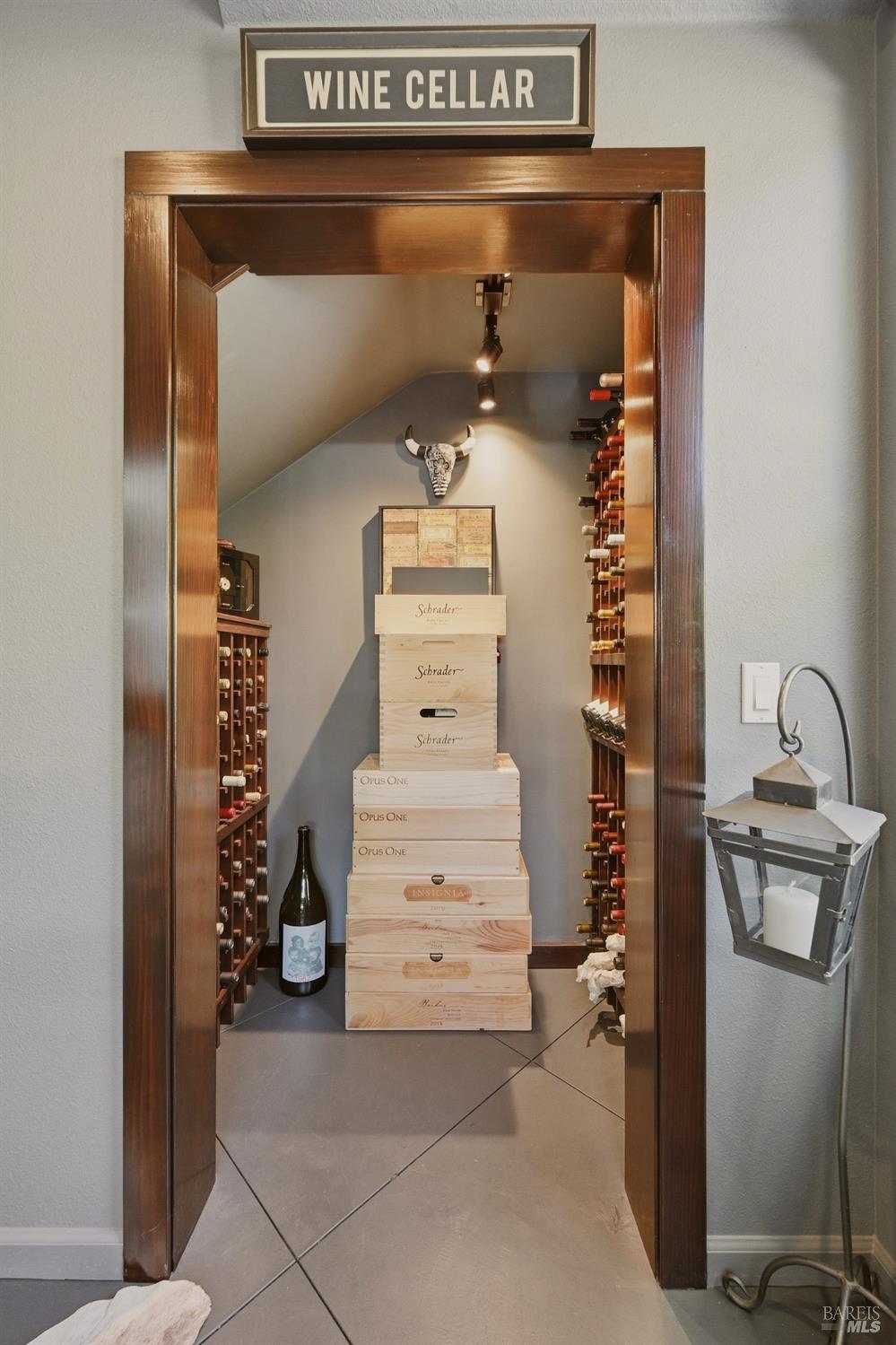806 Chiles Avenue St. Helena CA 94574