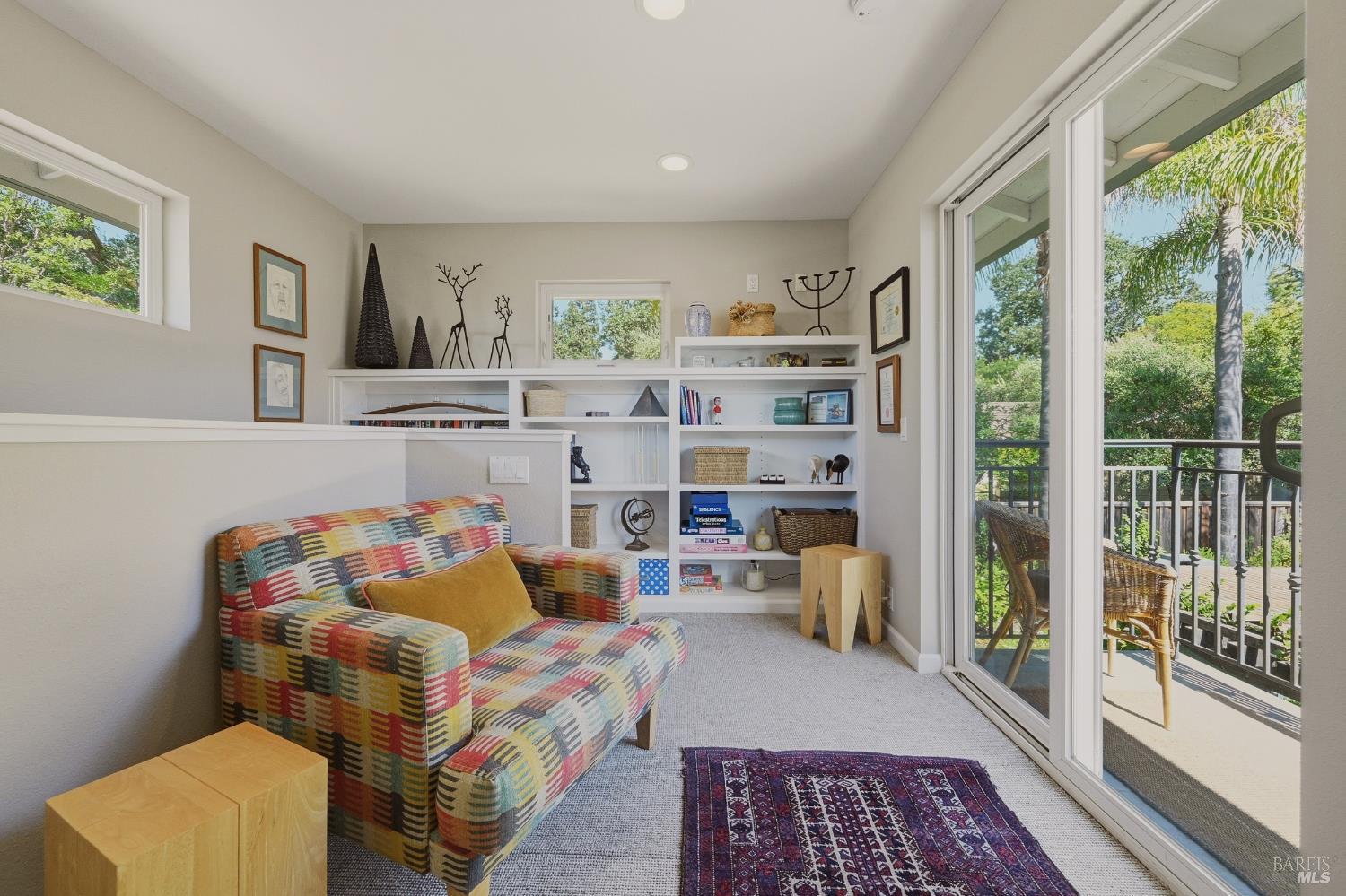 806 Chiles Avenue St. Helena CA 94574