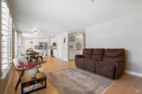 1814 Heather Lane Petaluma CA 94954