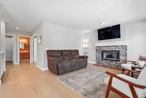 1814 Heather Lane Petaluma CA 94954