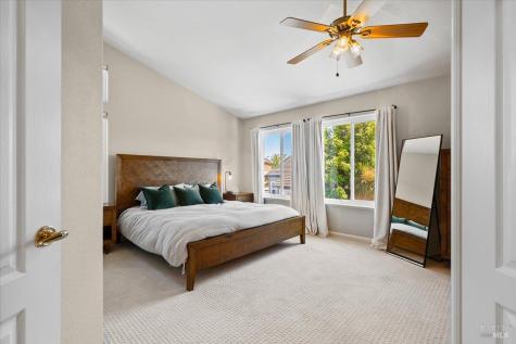 1814 Heather Lane Petaluma CA 94954