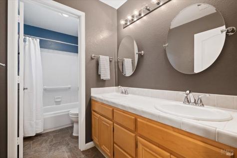 1814 Heather Lane Petaluma CA 94954