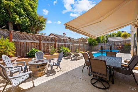 1814 Heather Lane Petaluma CA 94954