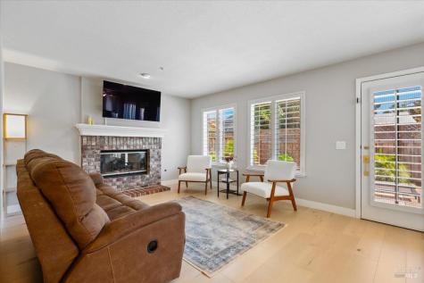 1814 Heather Lane Petaluma CA 94954