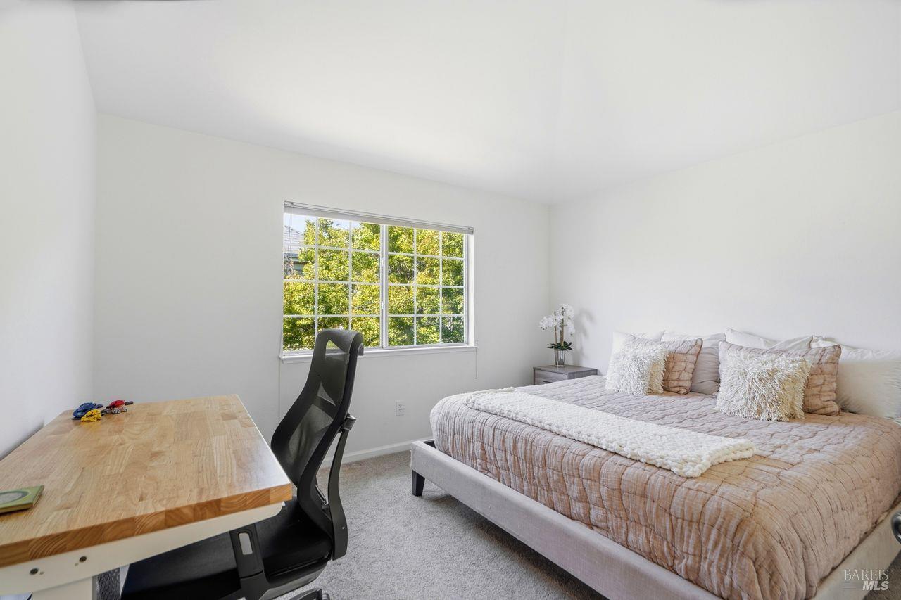 1121 Brighton View Circle Petaluma CA 94952