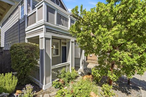 1121 Brighton View Circle Petaluma CA 94952