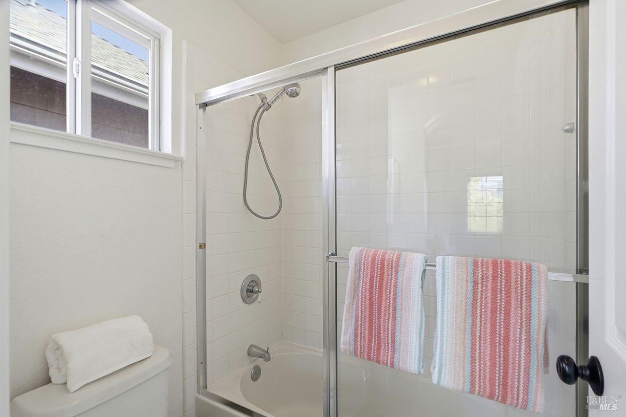 1121 Brighton View Circle Petaluma CA 94952