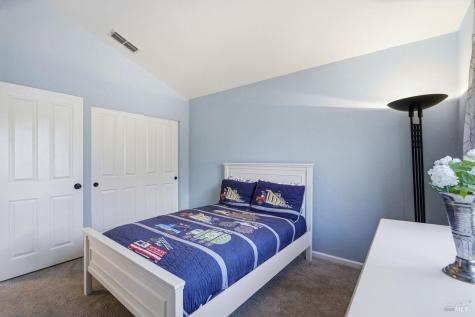 1121 Brighton View Circle Petaluma CA 94952