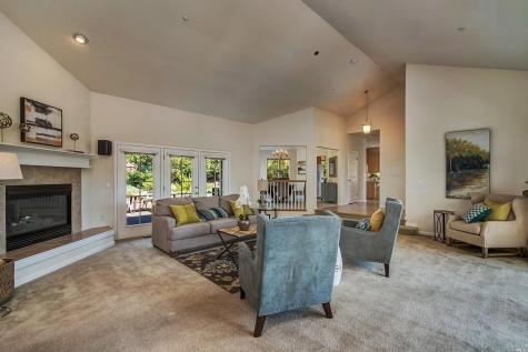 128 Village Oaks Court Healdsburg CA 95448