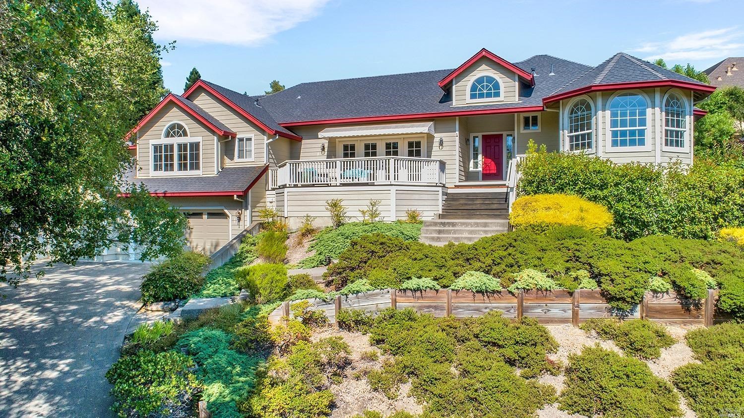 128 Village Oaks Court Healdsburg CA 95448