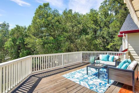 128 Village Oaks Court Healdsburg CA 95448