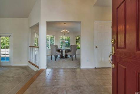 128 Village Oaks Court Healdsburg CA 95448
