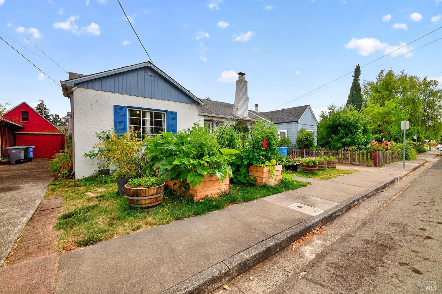 620 Dexter Street Santa Rosa CA 95404