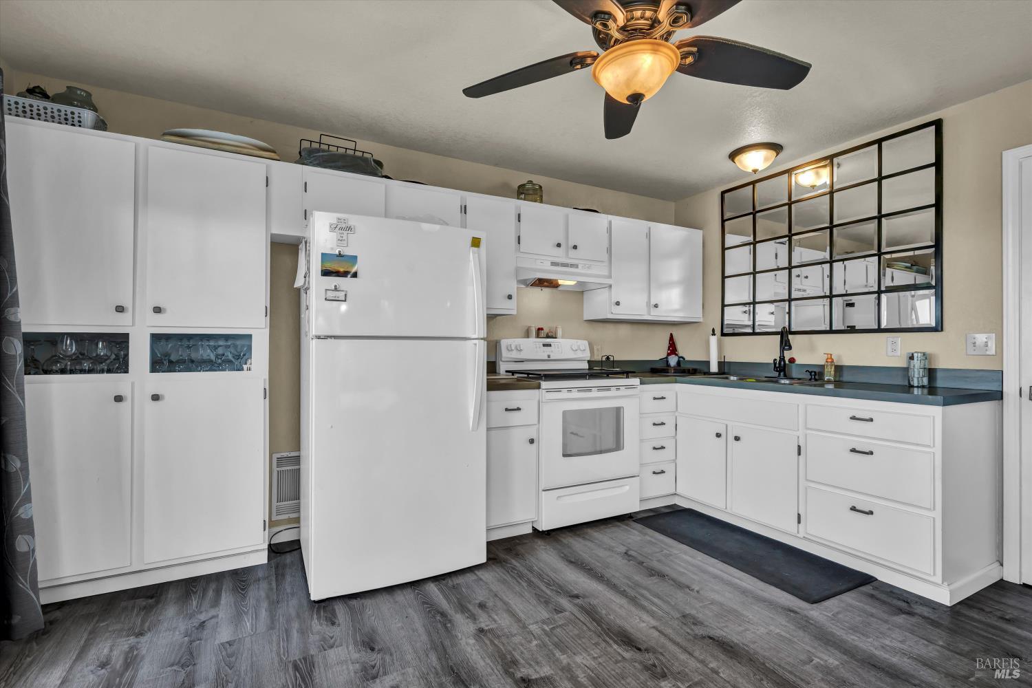10225 Kelsey Creek Drive Kelseyville CA 95451
