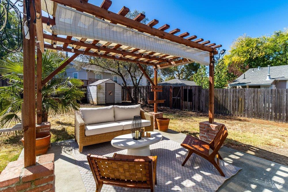 206 Hillcrest Avenue Benicia CA 94510
