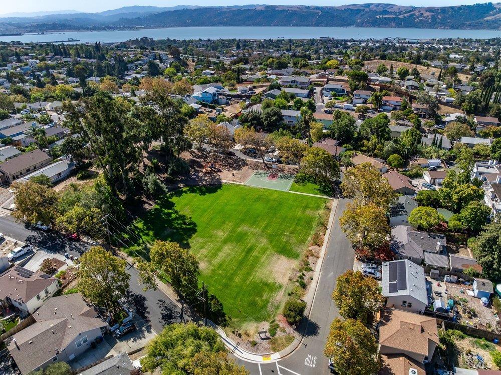 206 Hillcrest Avenue Benicia CA 94510