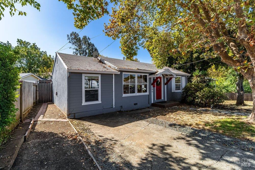 206 Hillcrest Avenue Benicia CA 94510