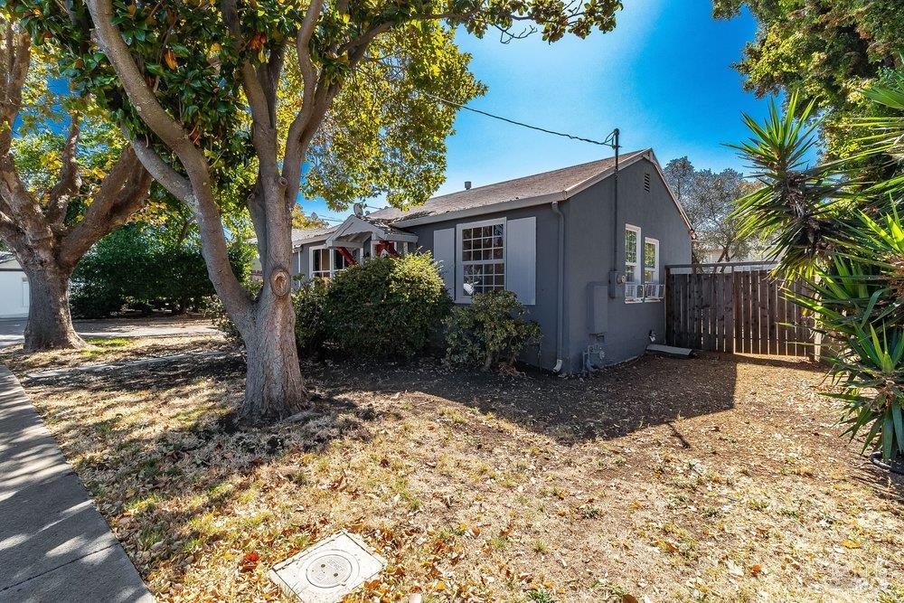 206 Hillcrest Avenue Benicia CA 94510
