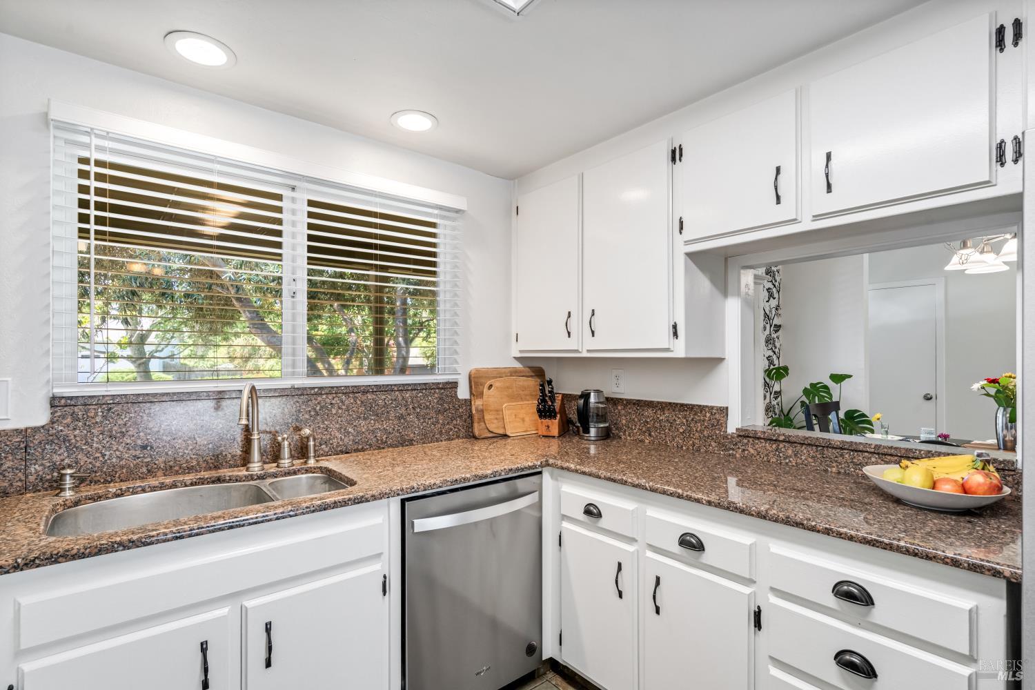 6537 Birch Drive Santa Rosa CA 95404