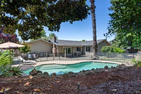 6537 Birch Drive Santa Rosa CA 95404