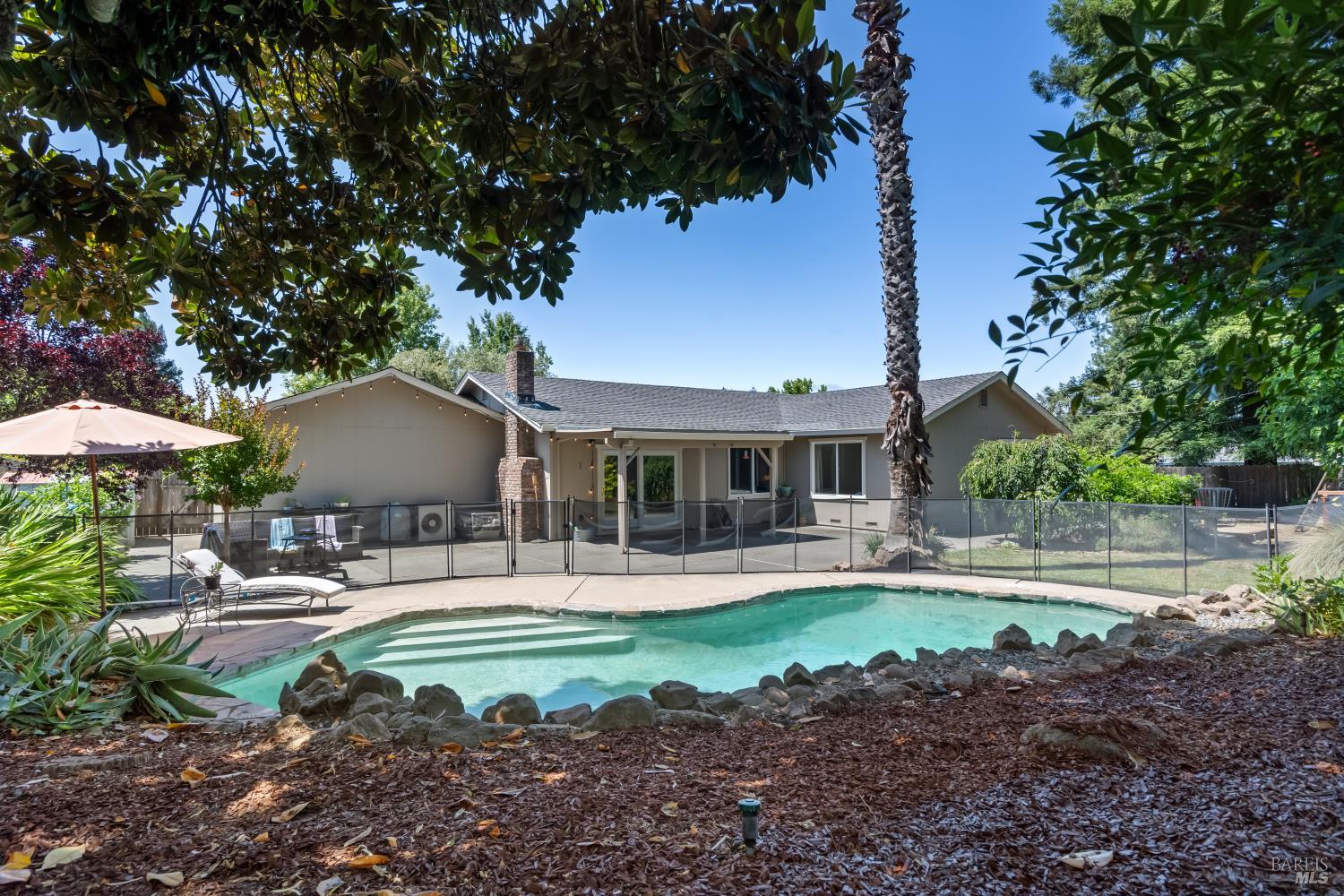 6537 Birch Drive Santa Rosa CA 95404