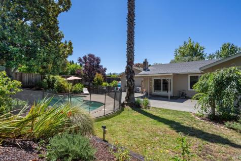6537 Birch Drive Santa Rosa CA 95404