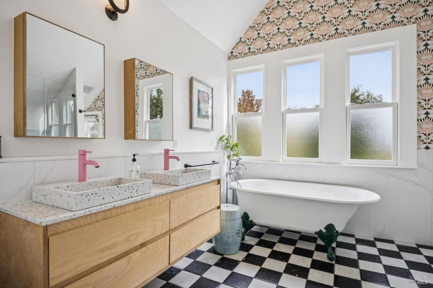 8 Sir Francis Drake Boulevard Ross CA 94957