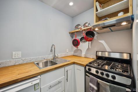 8 Sir Francis Drake Boulevard Ross CA 94957