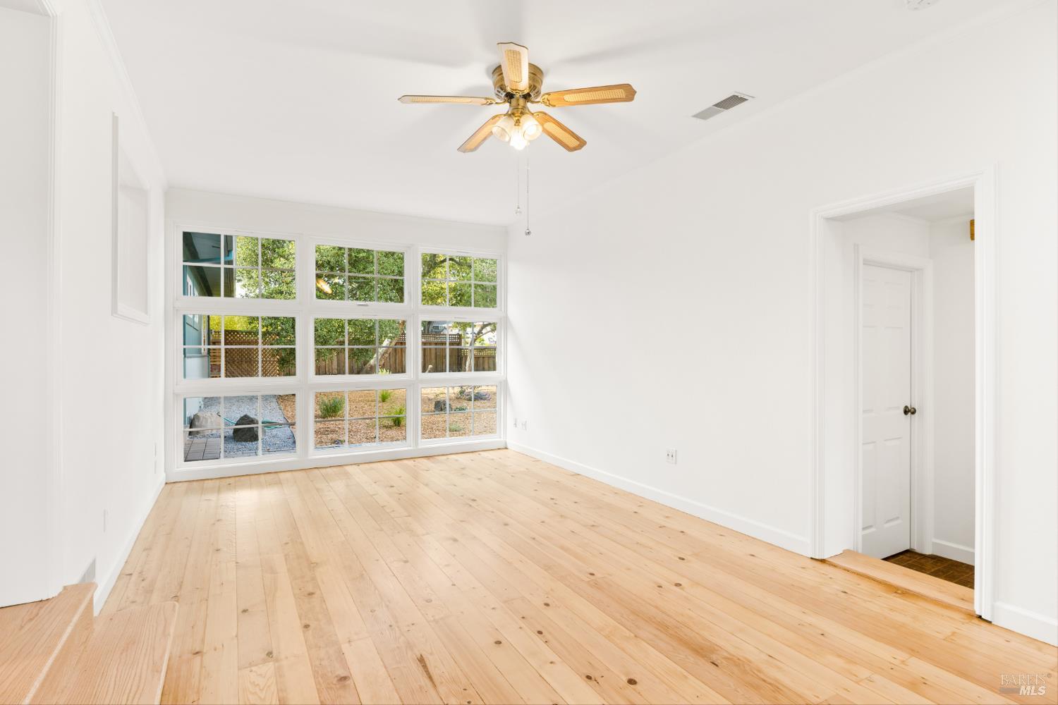 2033 Shady Lane Novato CA 94945