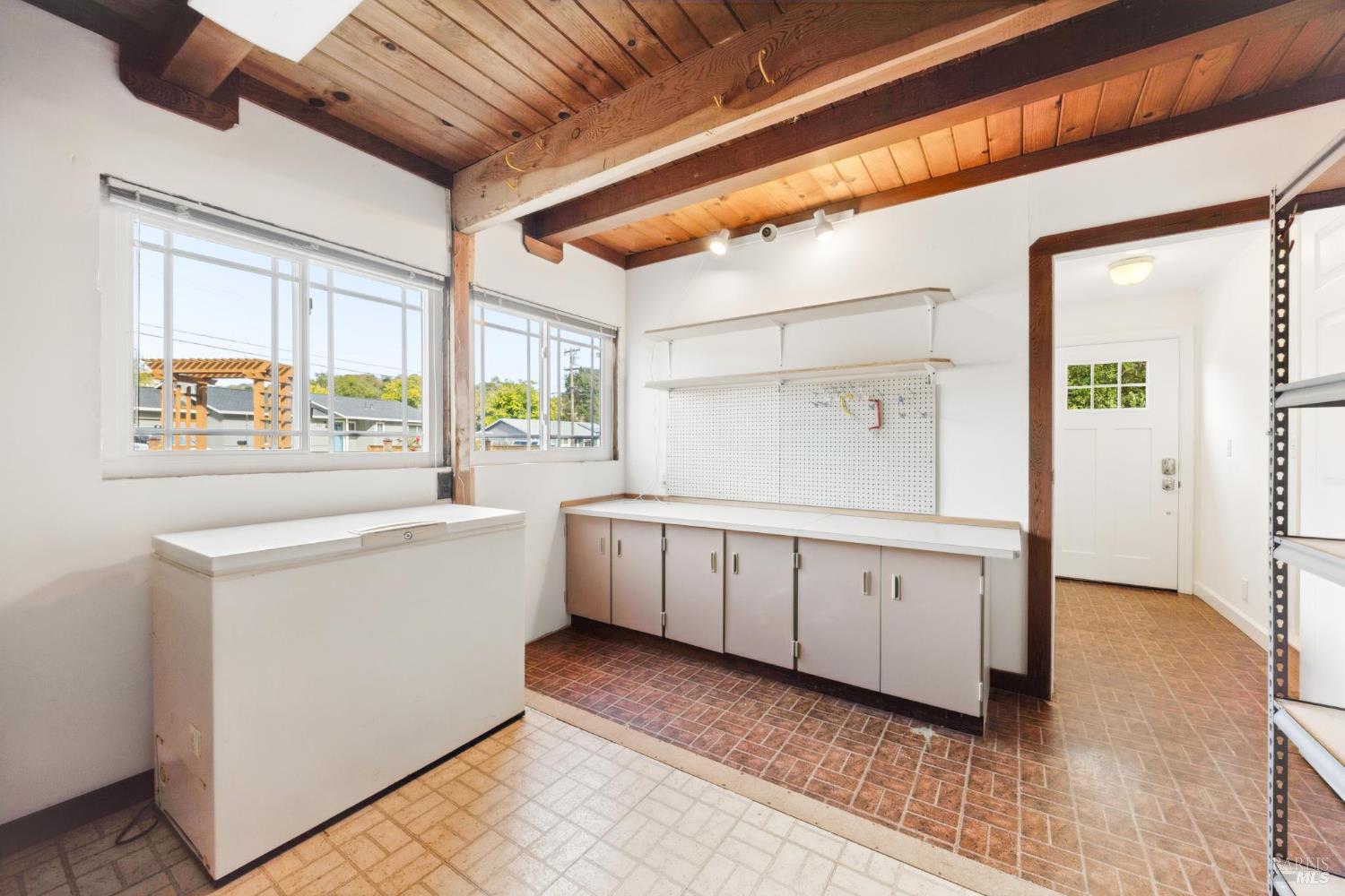 2033 Shady Lane Novato CA 94945