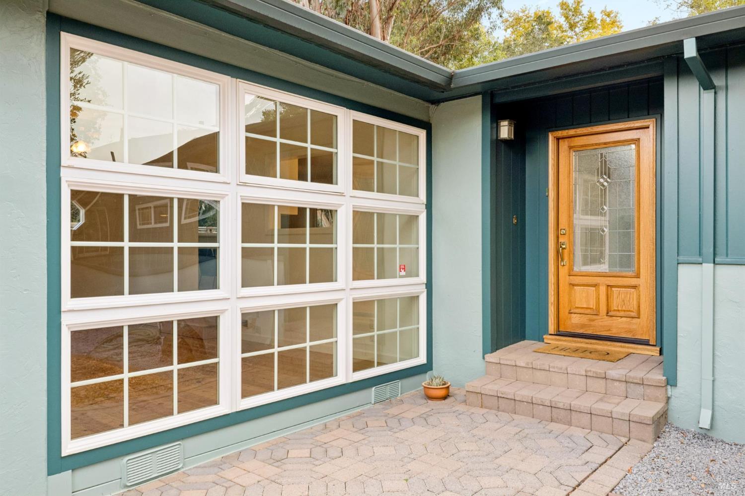 2033 Shady Lane Novato CA 94945