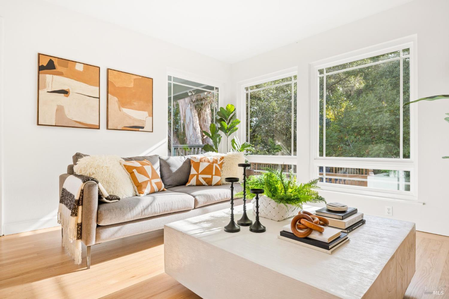 2033 Shady Lane Novato CA 94945