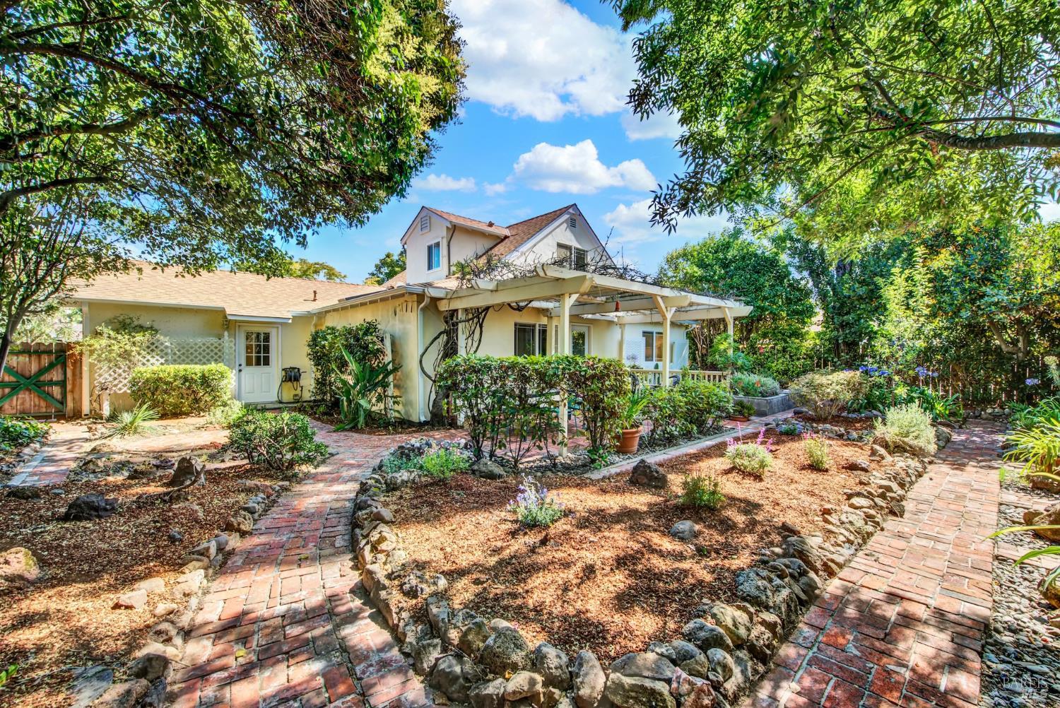 2521 Dorset Street Napa CA 94558