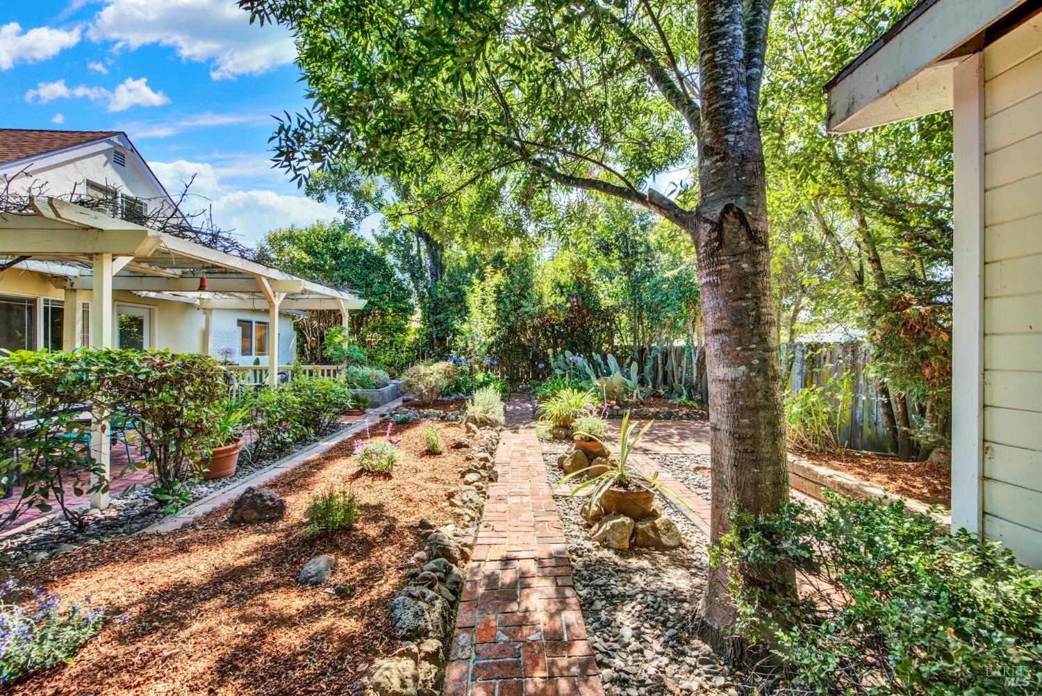 2521 Dorset Street Napa CA 94558
