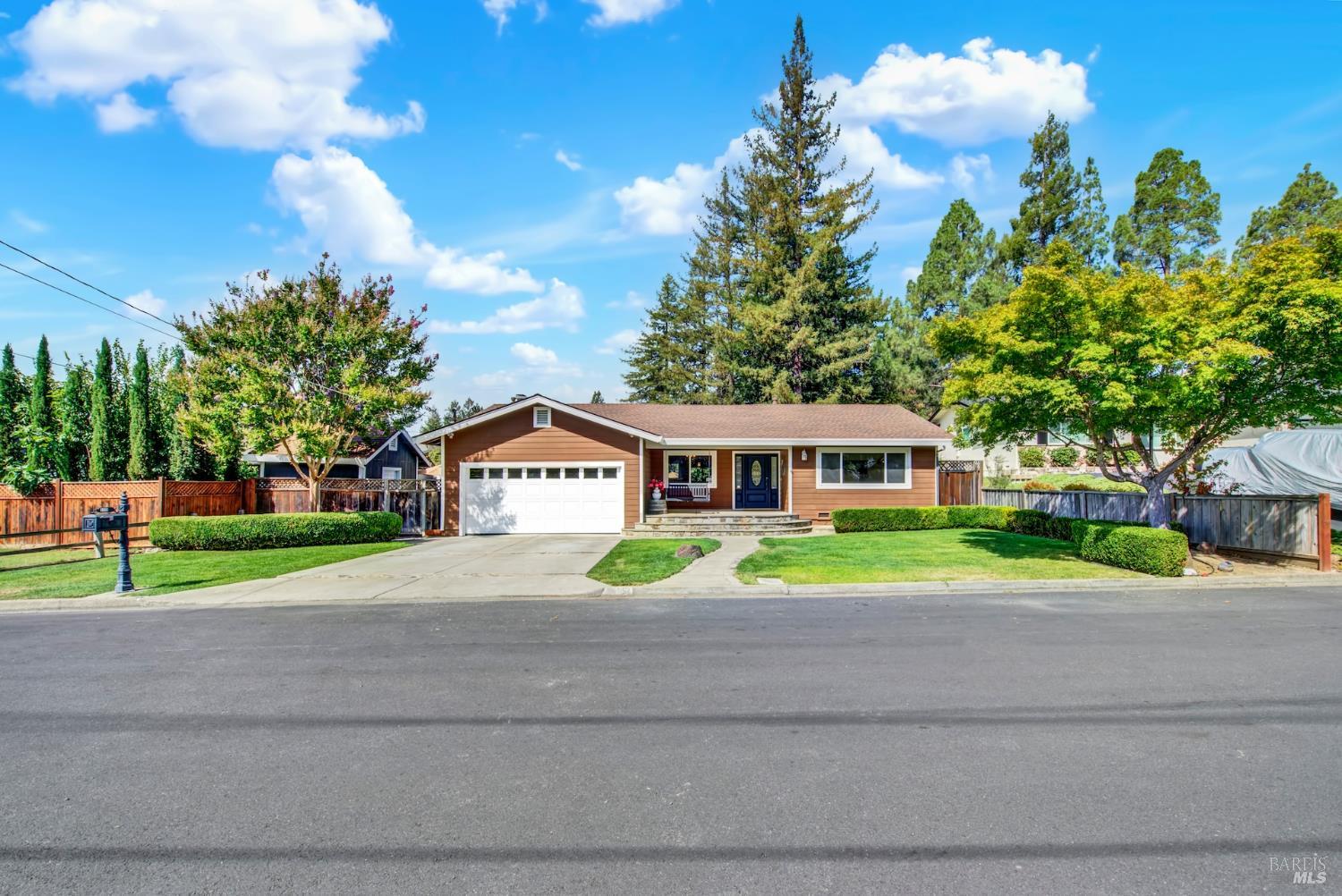 1115 Larkin Way Napa CA 94558