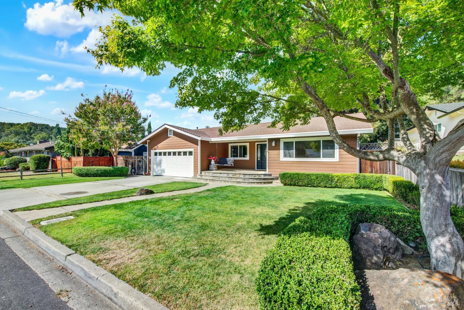 1115 Larkin Way Napa CA 94558
