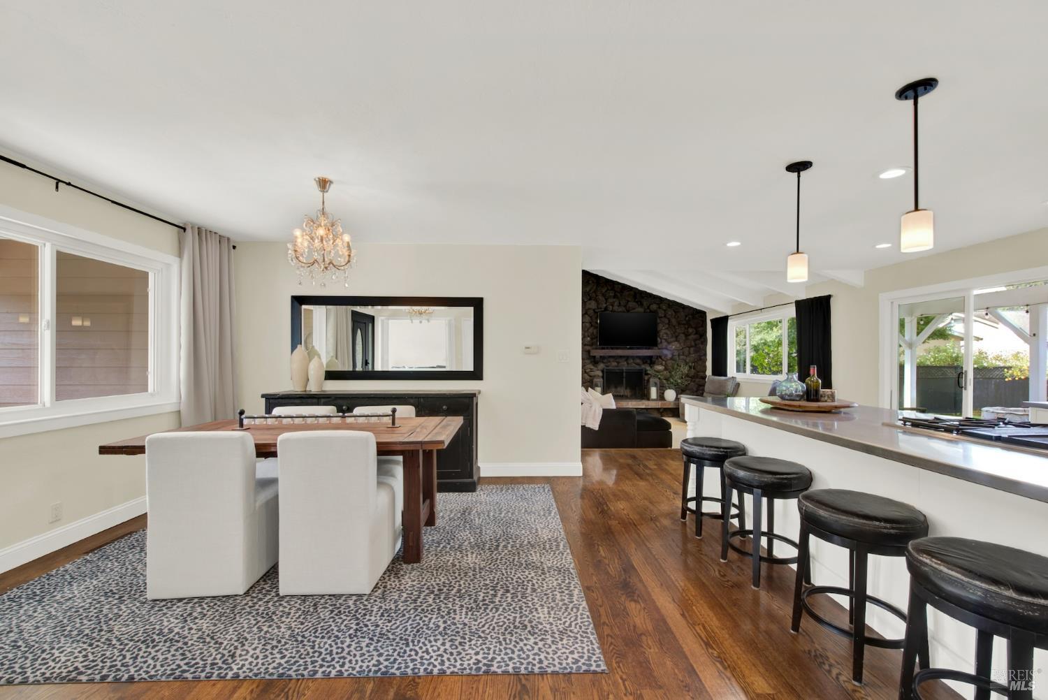 1115 Larkin Way Napa CA 94558