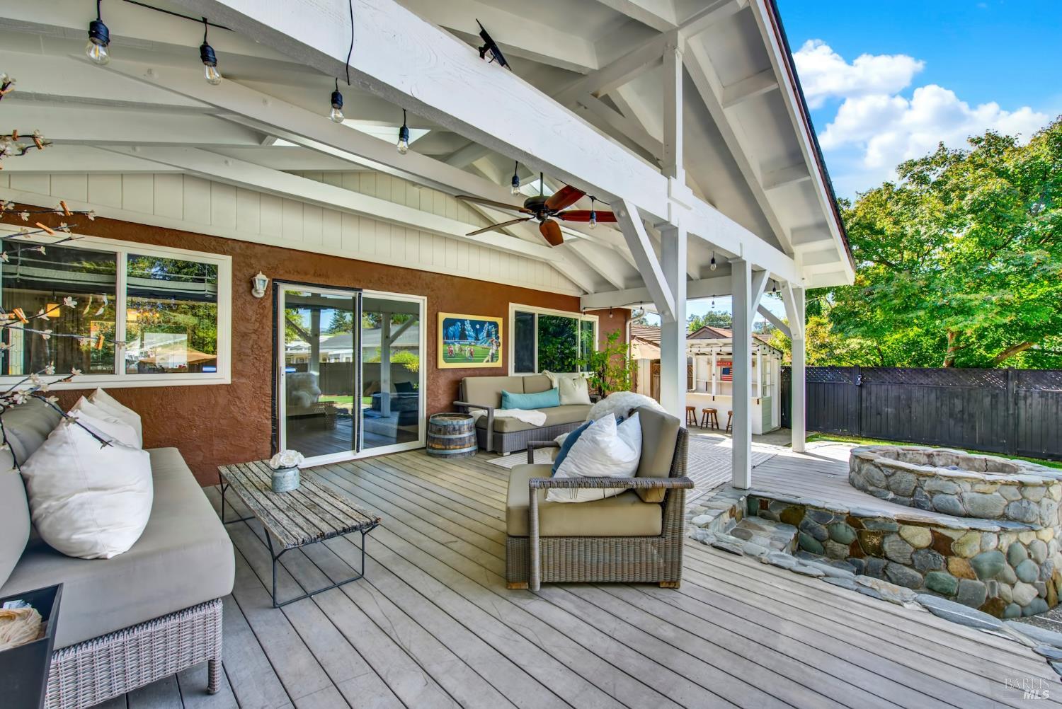 1115 Larkin Way Napa CA 94558