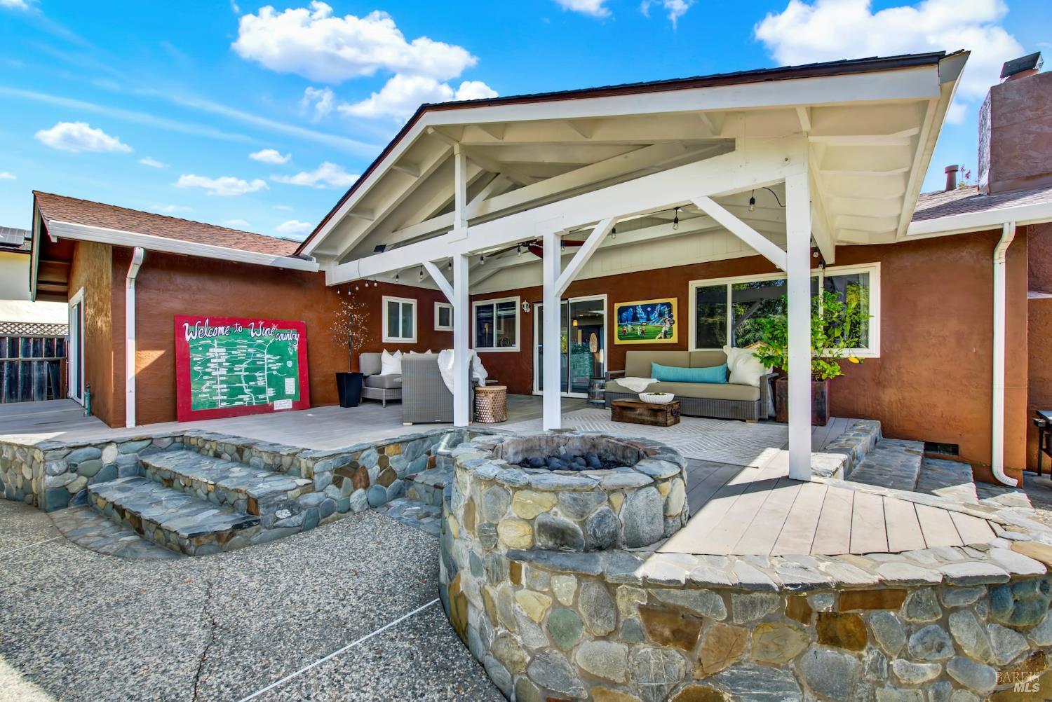 1115 Larkin Way Napa CA 94558