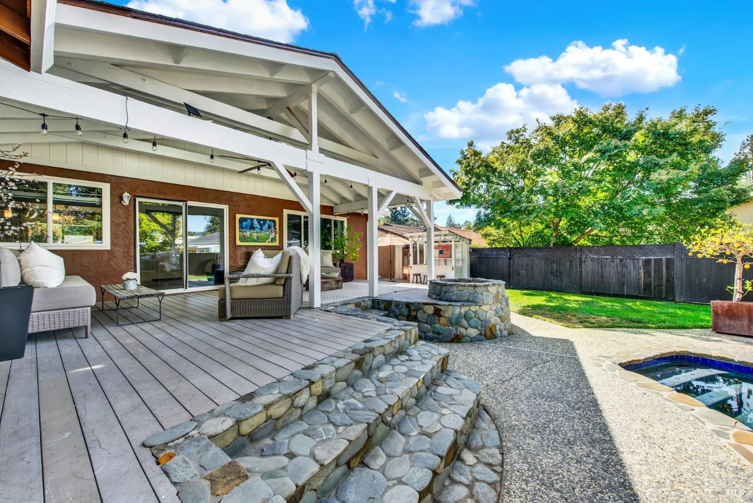 1115 Larkin Way Napa CA 94558