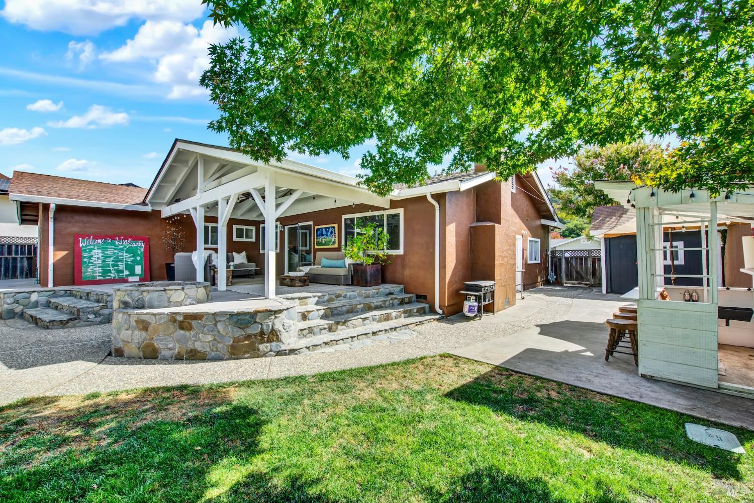1115 Larkin Way Napa CA 94558