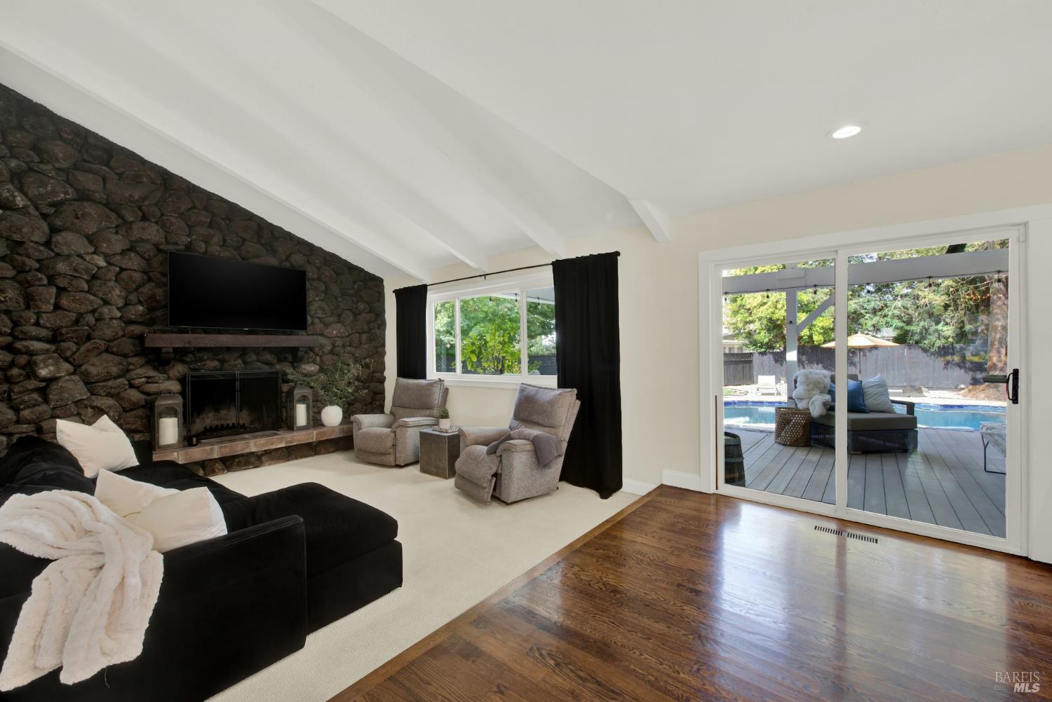 1115 Larkin Way Napa CA 94558