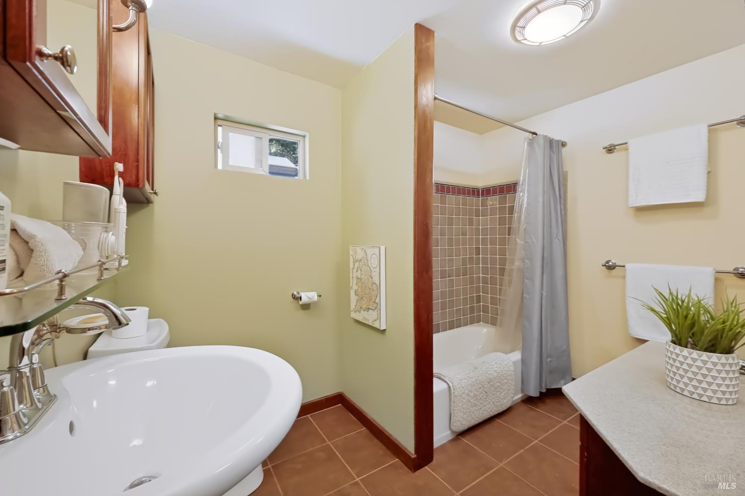 10131-10101 Highway 116 Forestville CA 95436