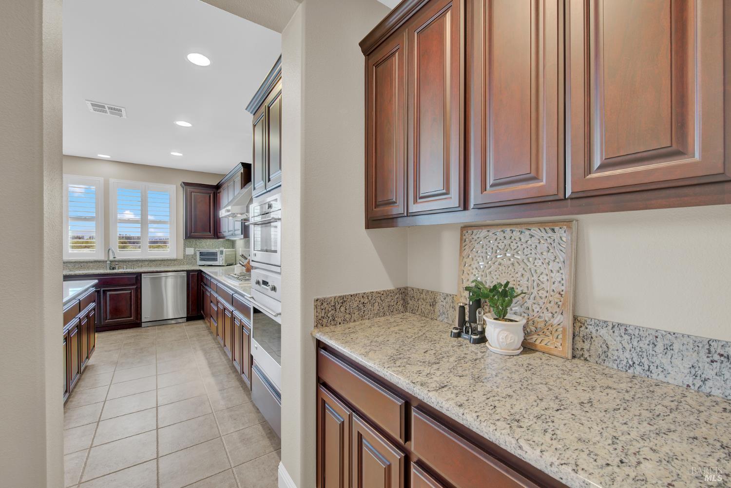 583 Via De Bella Fairfield CA 94534
