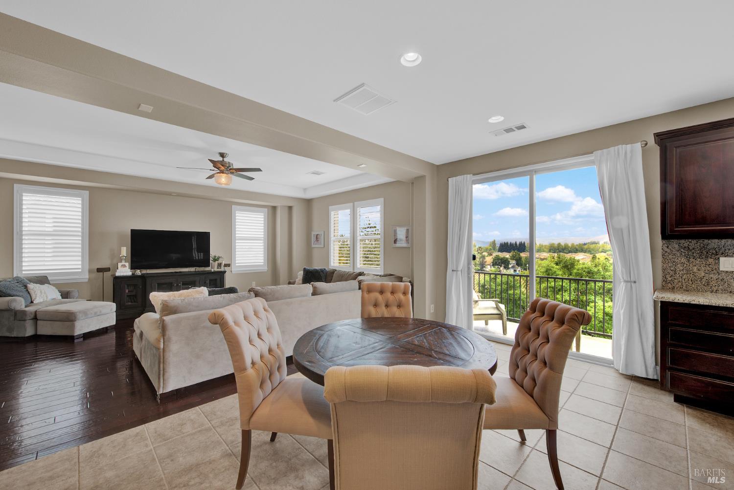 583 Via De Bella Fairfield CA 94534