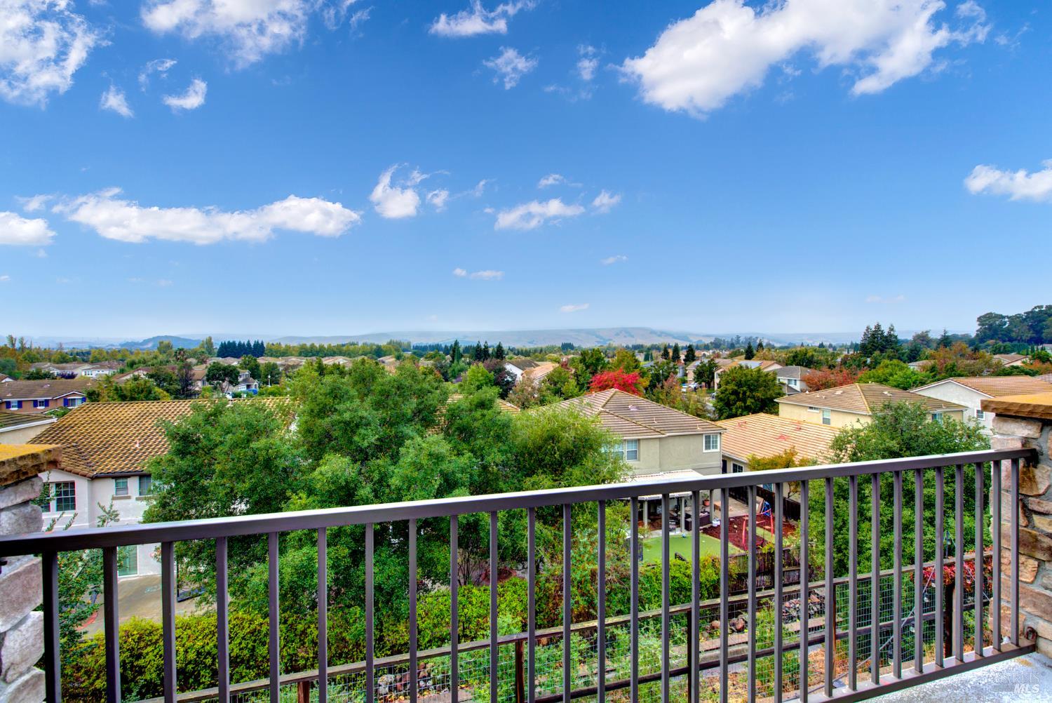 583 Via De Bella Fairfield CA 94534