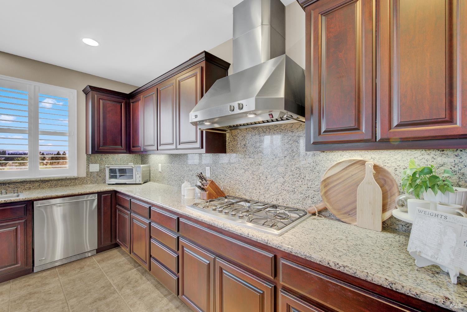 583 Via De Bella Fairfield CA 94534