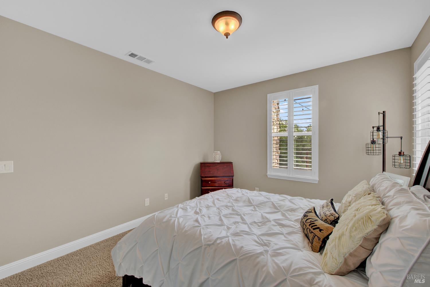 583 Via De Bella Fairfield CA 94534