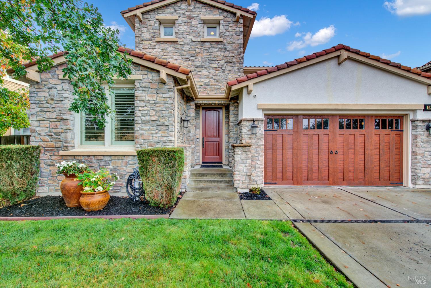 583 Via De Bella Fairfield CA 94534